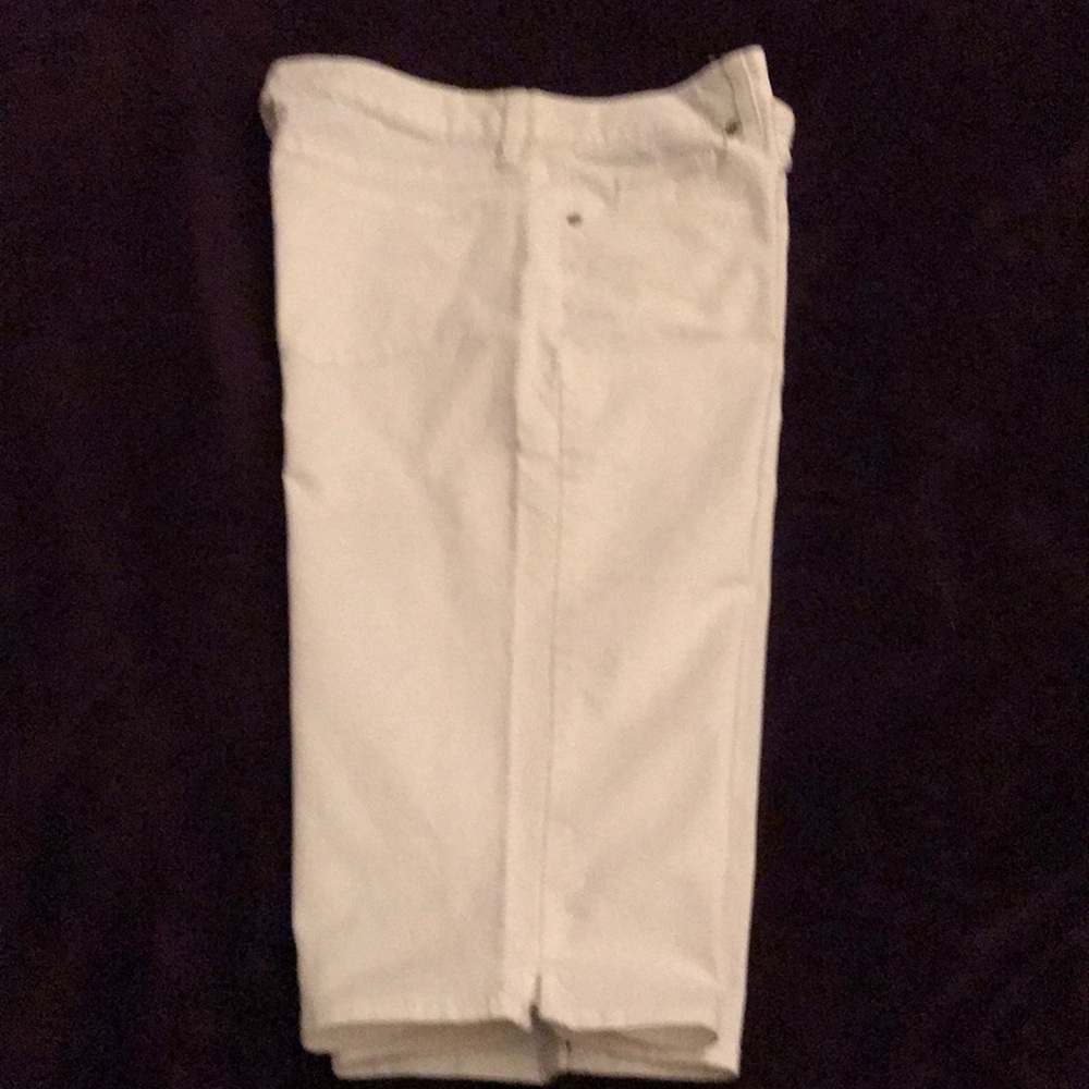 White Capris - Picture 3 of 3